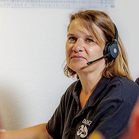 Mandy Yersin, Buchhaltung